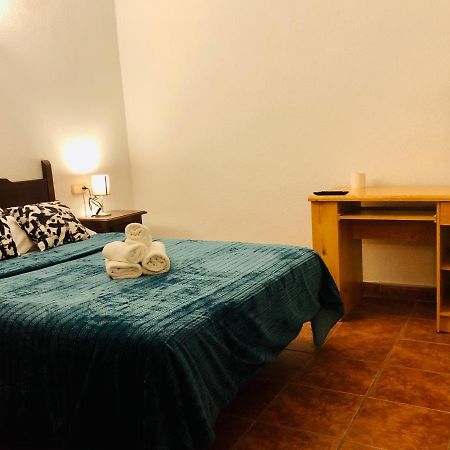 Low Cost Rooms Malaga River Exteriér fotografie