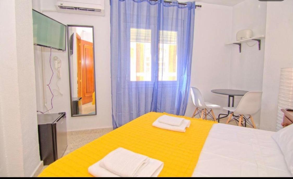Low Cost Rooms Malaga River Exteriér fotografie