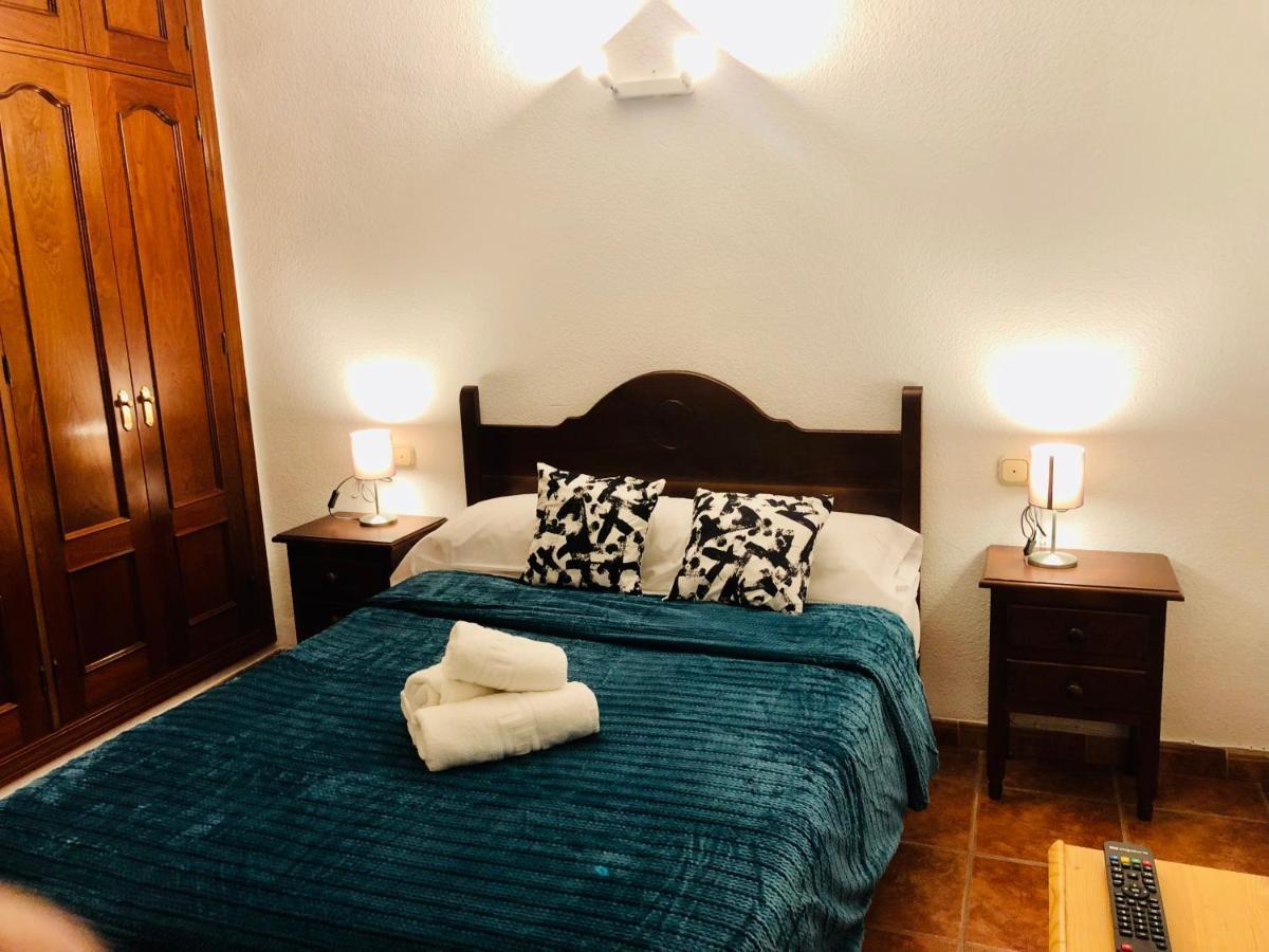 Low Cost Rooms Malaga River Exteriér fotografie
