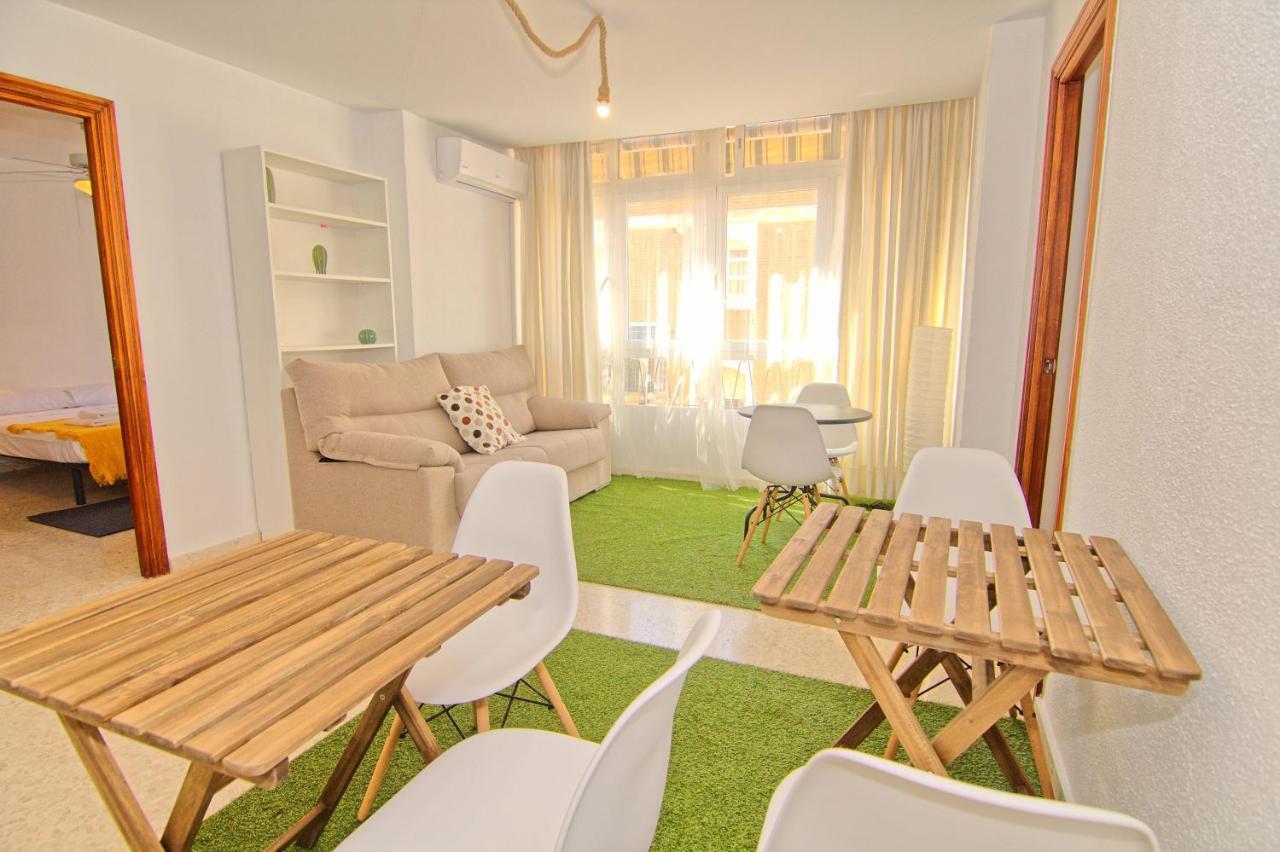 Low Cost Rooms Malaga River Exteriér fotografie